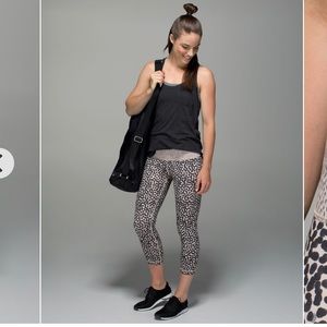 Lululemon Wunder Under Crop II *Full-On Luon (Roll Down) Size 8